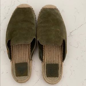 Tory Burch green suede Espadrilles slides
